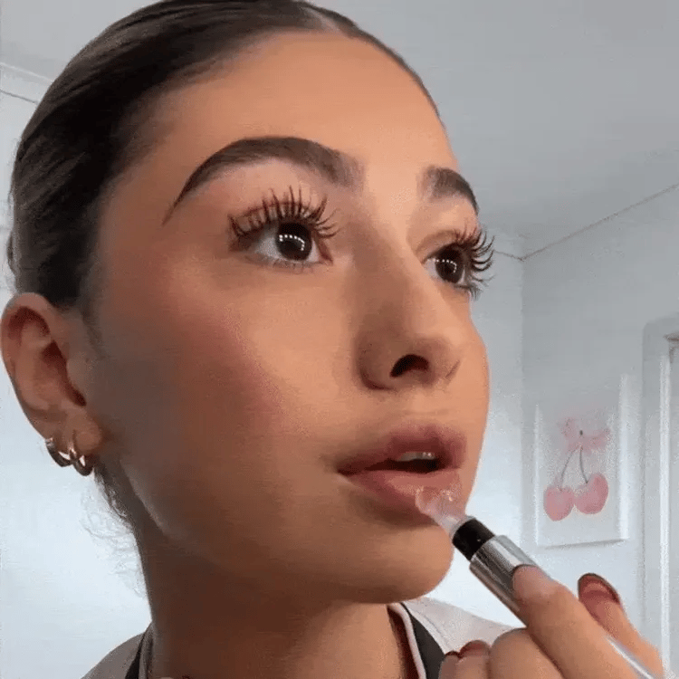 Daynava – Para unos labios voluminosos y jugosos